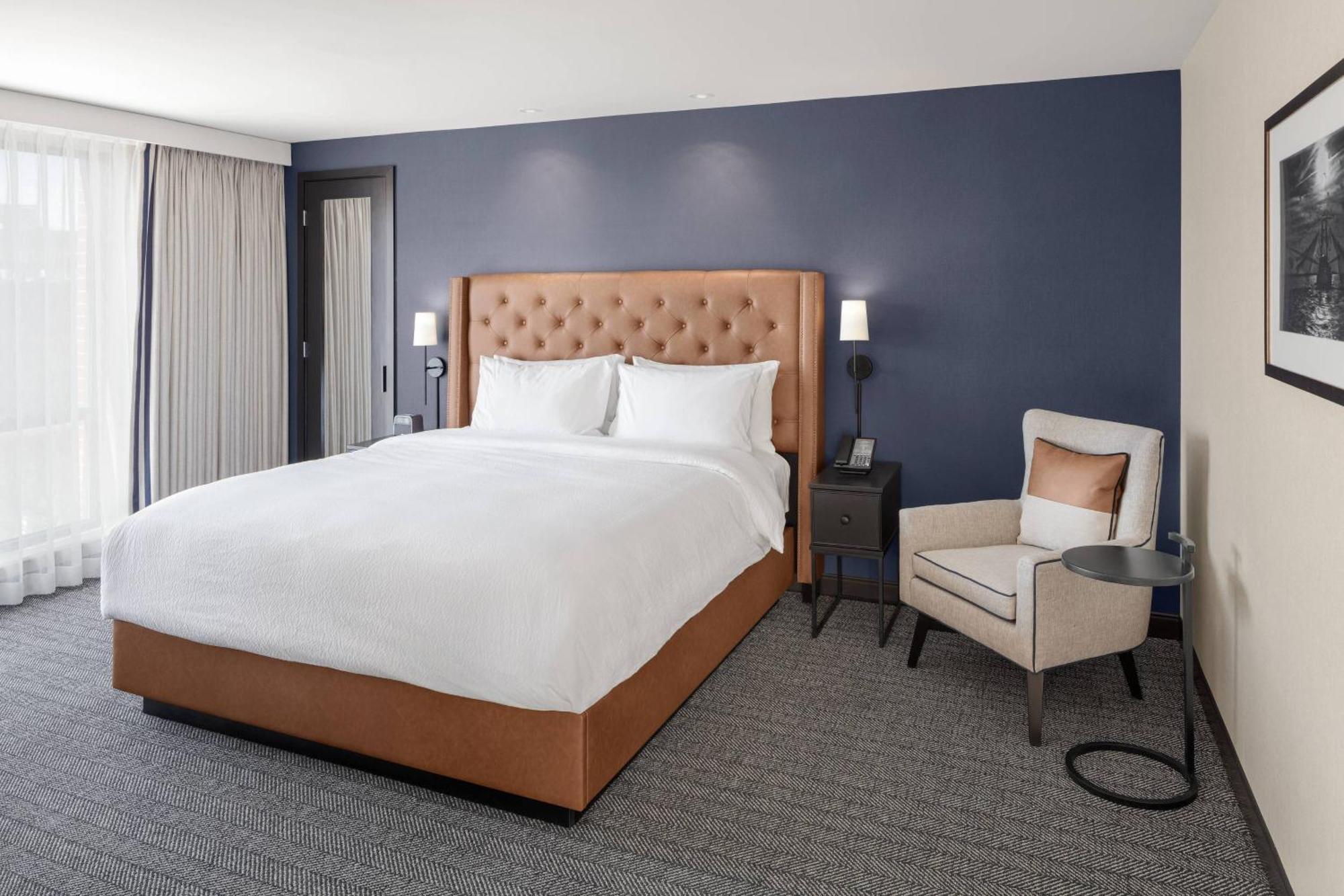 Courtyard By Marriott Portland Downtown/Waterfront Hotel Ngoại thất bức ảnh